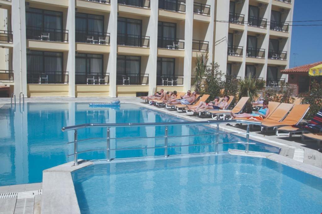 Porteras Otel Kusadasi Exterior foto